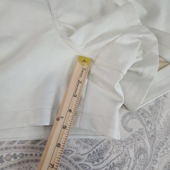 Avec Les Filles women's faux leather shorts white Sz 1XL resort wear beachy chic - Picture 5 of 8